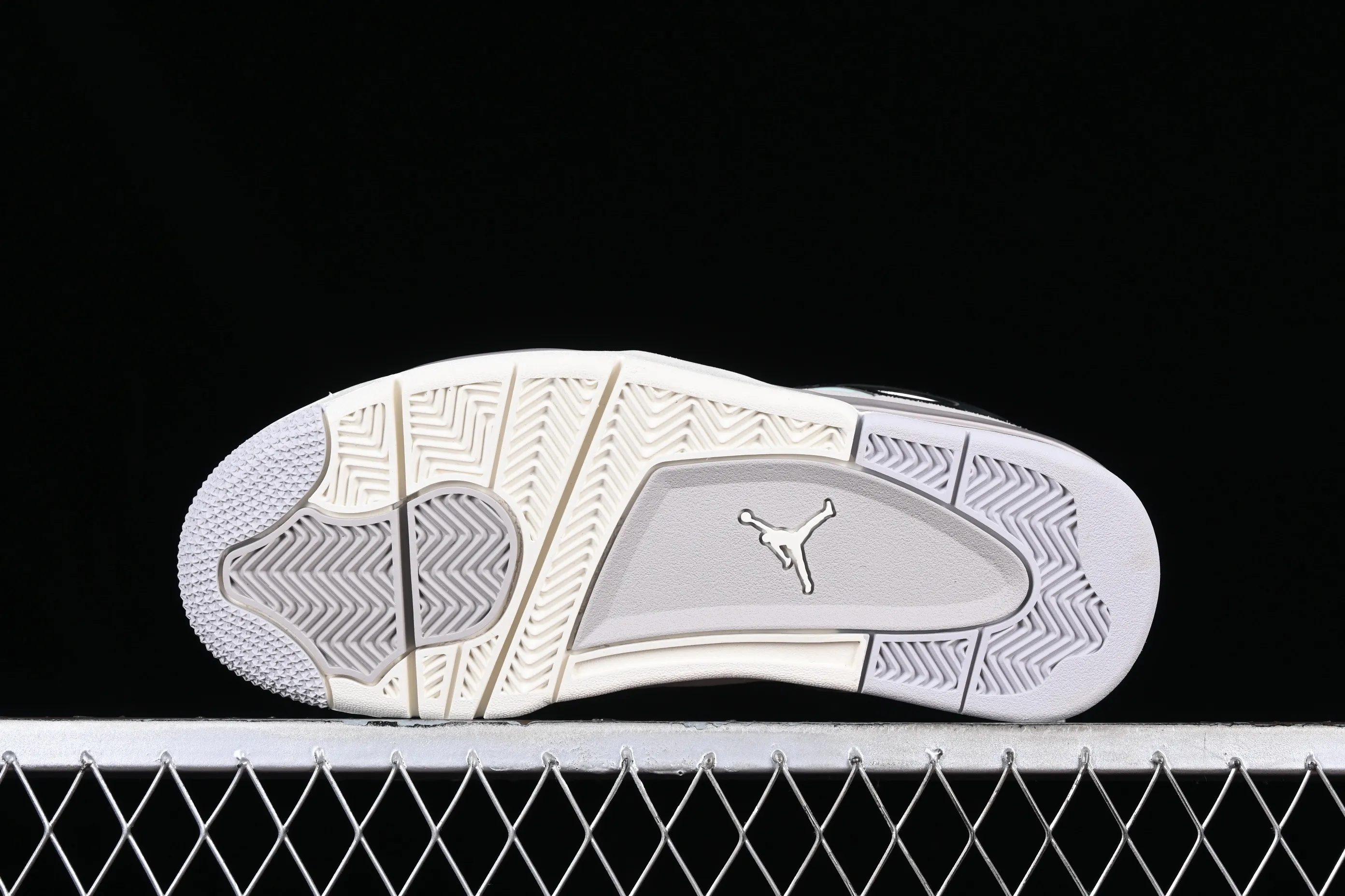 All categories Air Jordan Jordan series basketball shoes Air Jordan 4 Air Jordan 4 Retro "Frozen Moments" AJ4 Joe 4 electroplated silver AQ9129-001